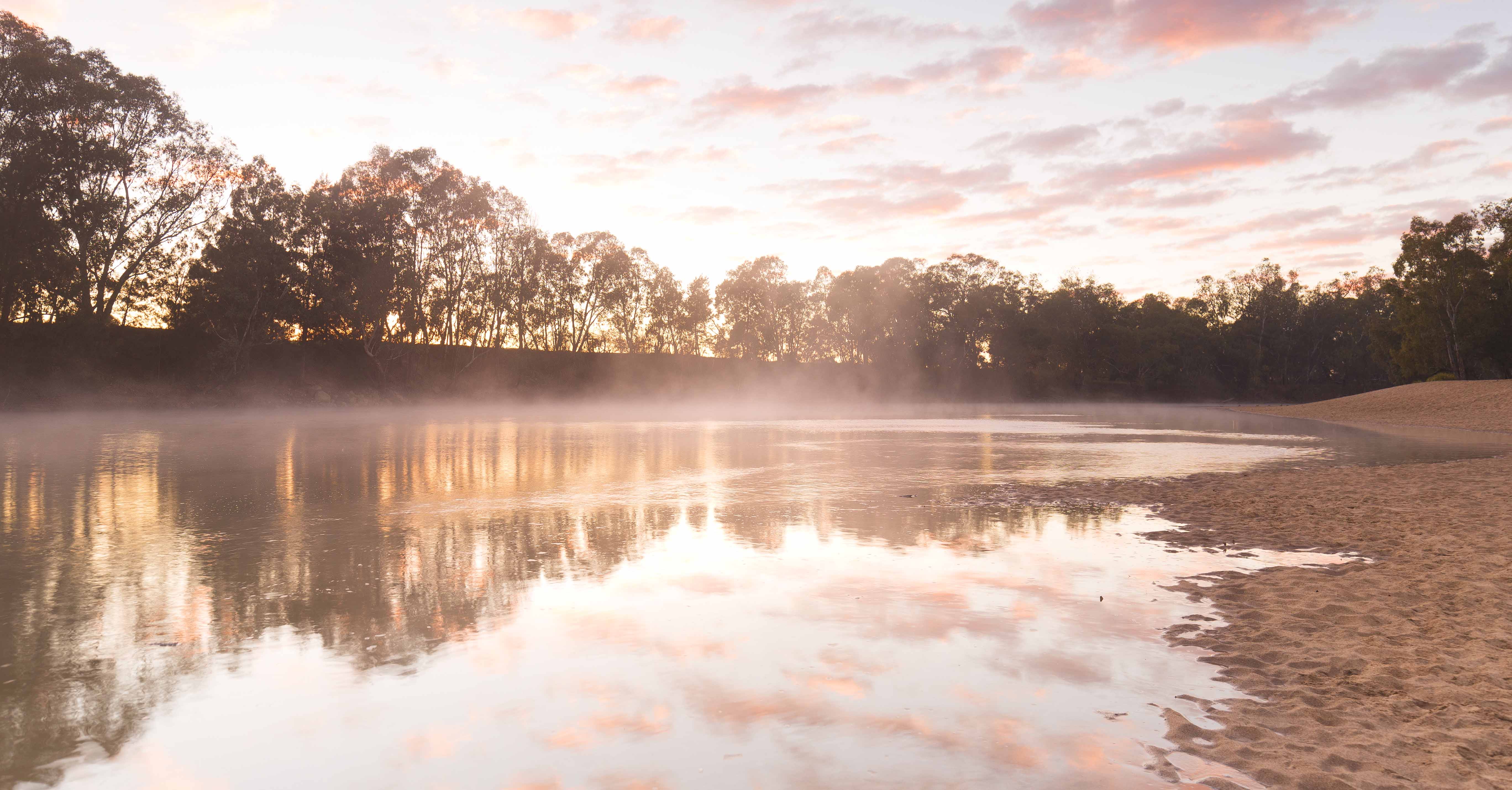 Wagga Beach at Riverside